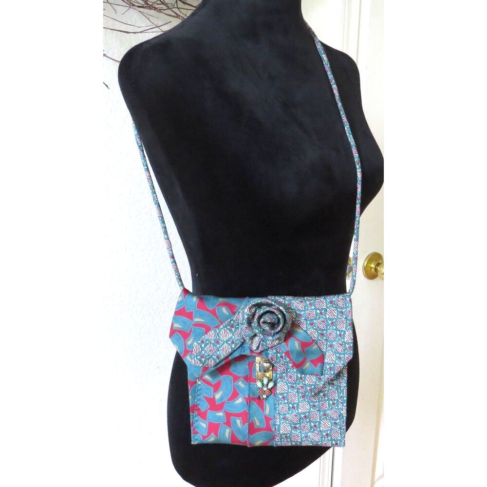 Upcycled Repurposed Shoulder Bag of silk neckties   EUC - Picture 2 of 8